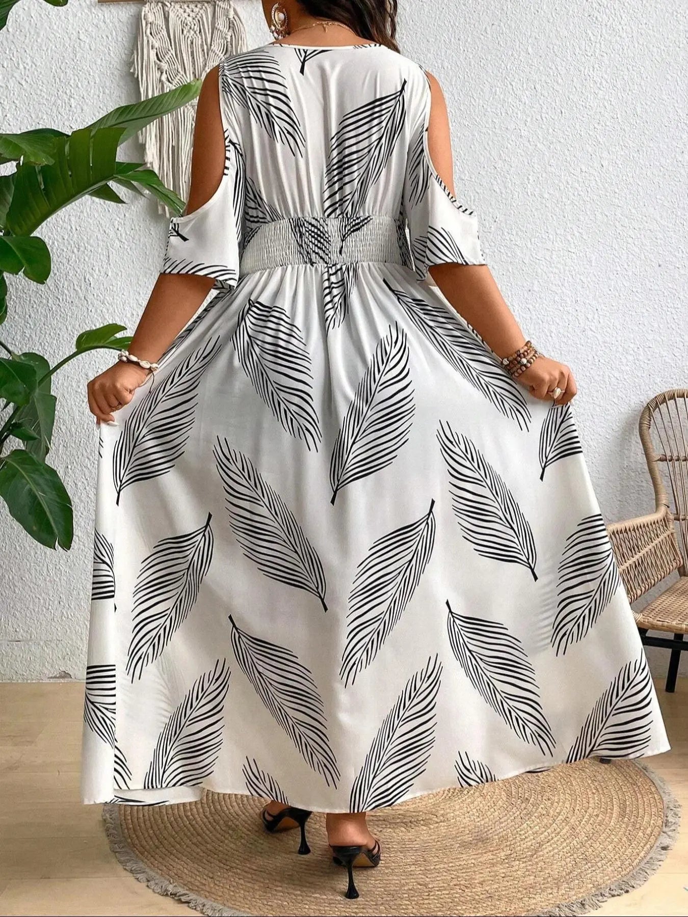 【Plus Size】 All over Print Split Hem Dress, Casual Cold Shoulder Boho Dress for Summer, Women'S Clothes for Daily Wear